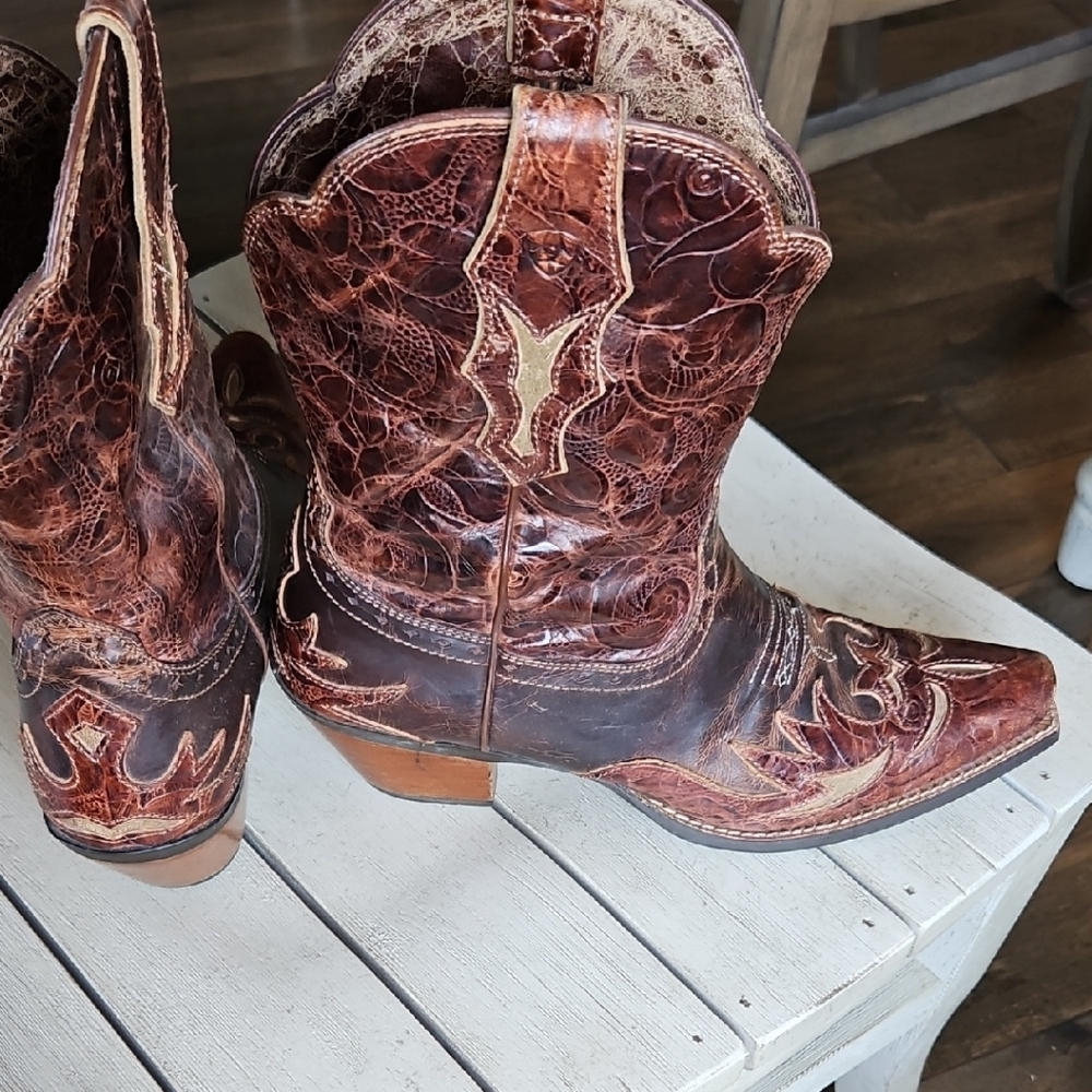 Ariat Distressed Leather Boots